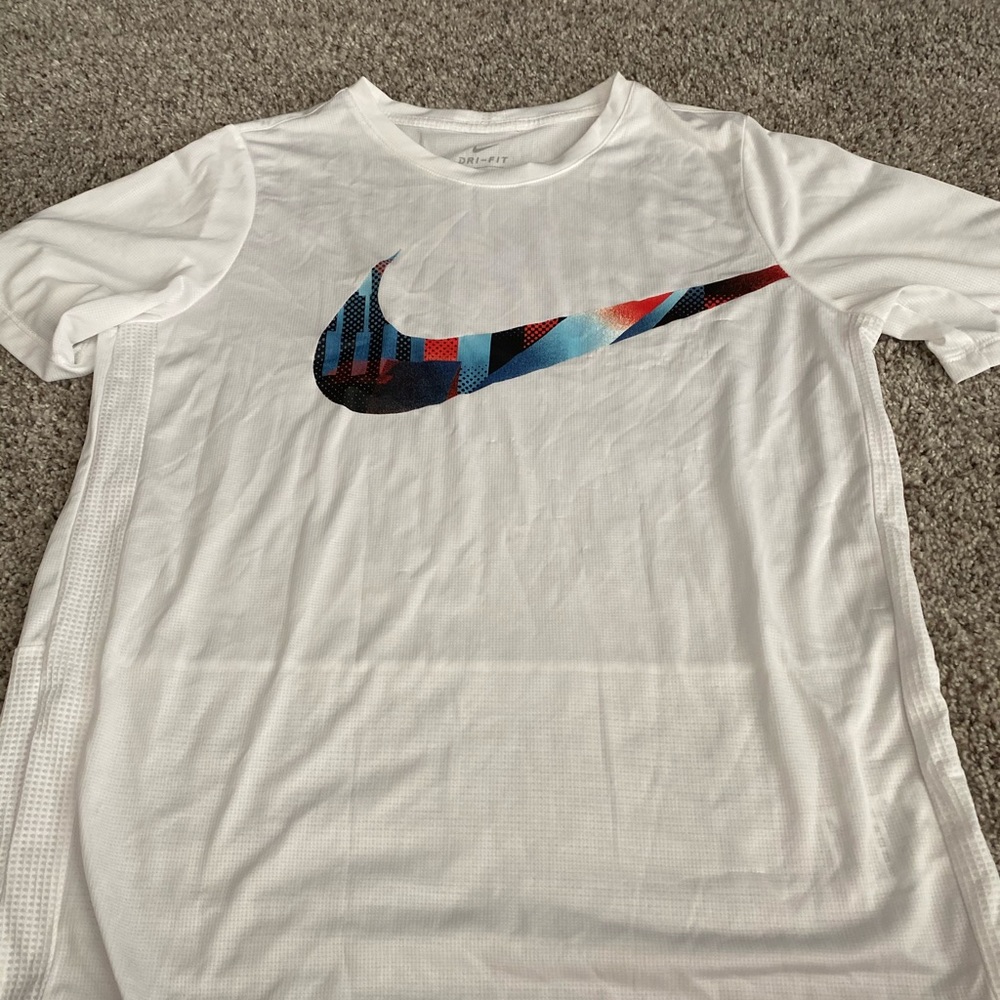 Nike Boys Tee
